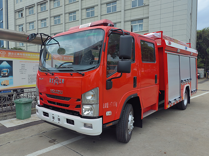 五十鈴700P水罐消防車